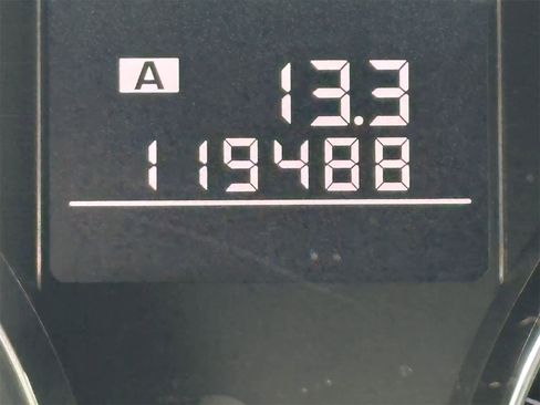 Used 2012 Subaru Outback 2.5i Limited w/ Moonroof Pkg image 24