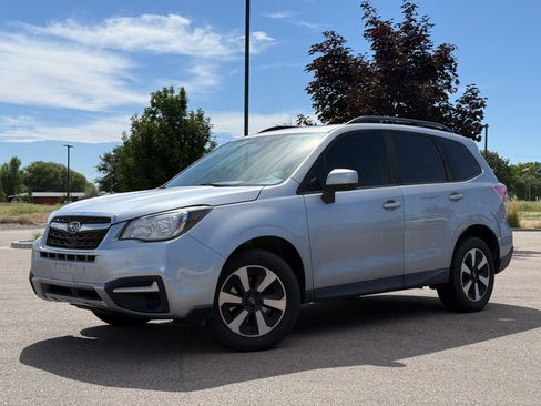 Used 2018 Subaru Forester 2.5i Premium AWD/4WD image 3