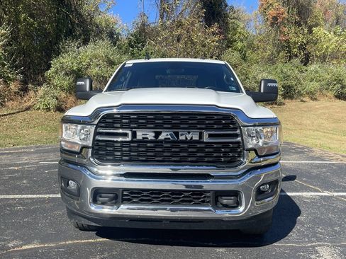 Used 2024 RAM 2500 Big Horn image 8