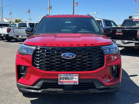 New 2026 Ford Explorer ST-Line w/ ST-Line Street Pack image 8