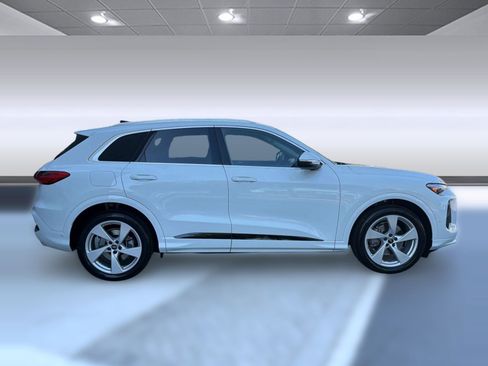 Used 2025 Audi Q5 Prestige AWD/4WD image 8