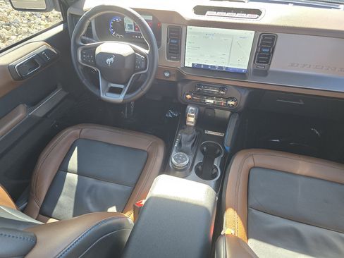 Used 2023 Ford Bronco Outer Banks w/ Sasquatch Package image 33