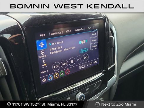 Used 2023 Chevrolet Traverse RS image 16