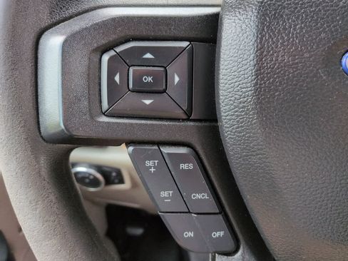 Used 2019 Ford F250 XL w/ Power Equipment Group AWD/4WD image 23