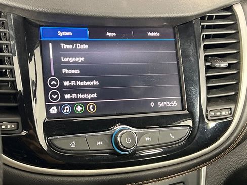 Used 2020 Chevrolet Trax LT image 32