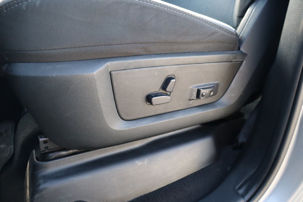 Used 2024 RAM 3500 Big Horn AWD/4WD image 13