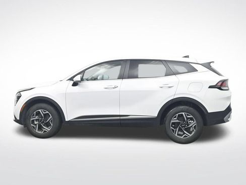 Used 2025 Kia Sportage LX AWD/4WD image 10