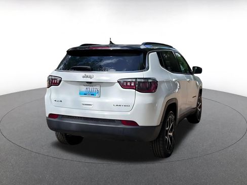 Used 2025 Jeep Compass Limited AWD/4WD image 15