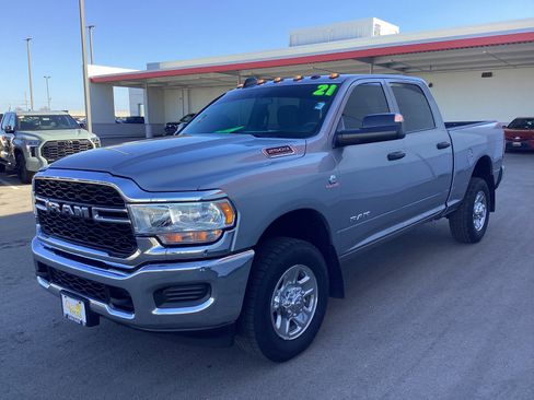 Used 2021 RAM 2500 Tradesman image 2