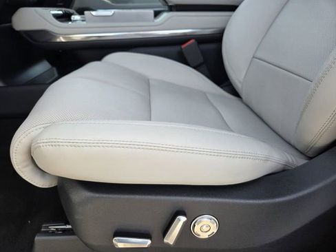 New 2026 Lincoln Navigator Reserve w/ Jet Appearance Package image 12