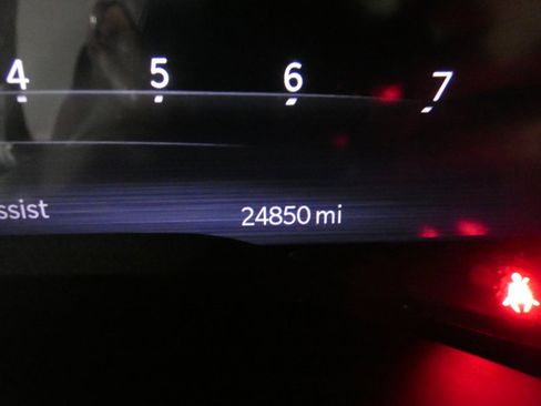 Used 2023 RAM 1500 Laramie image 26