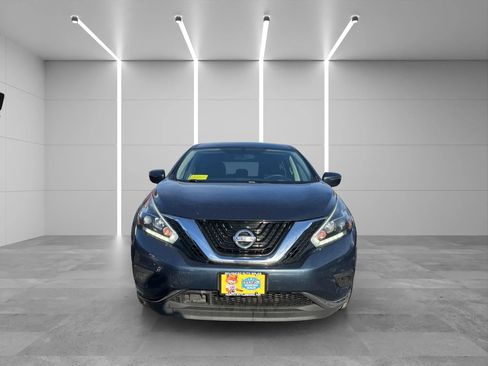 Used 2018 Nissan Murano S image 2