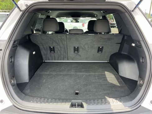 Used 2025 Chevrolet Equinox LT AWD/4WD image 10
