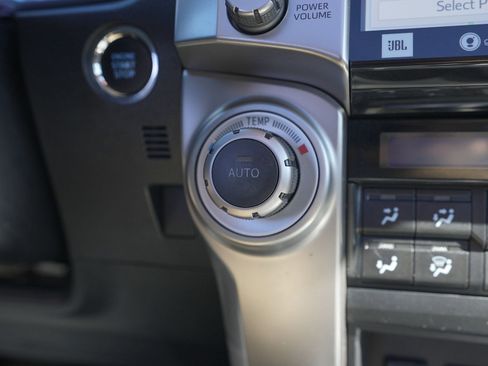 Used 2021 Toyota 4Runner Limited image 24