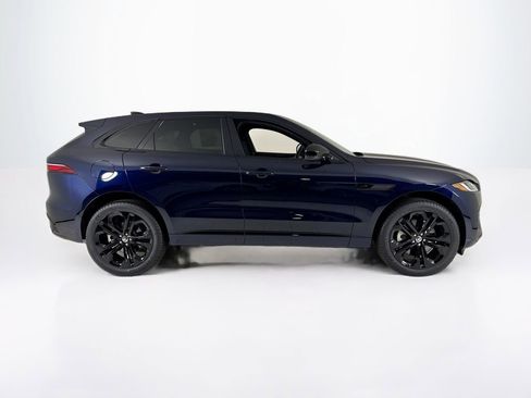 Used 2025 Jaguar F-PACE R-Dynamic S image 6