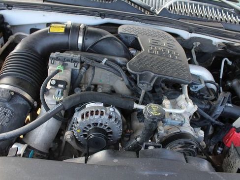 Used 2006 Chevrolet Silverado 2500 W/T w/ Heavy-Duty Power Package image 30