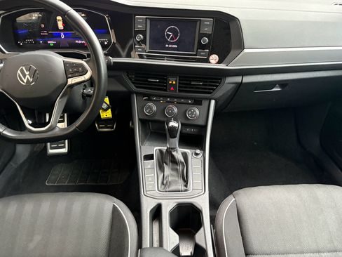 Used 2024 Volkswagen Jetta Sport FWD image 13