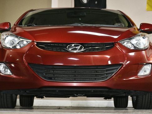 Used 2013 Hyundai Elantra GLS w/ Preferred Pkg image 81