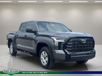 Used 2025 Toyota Tundra SR w/ SR Tow Package AWD/4WD video 1