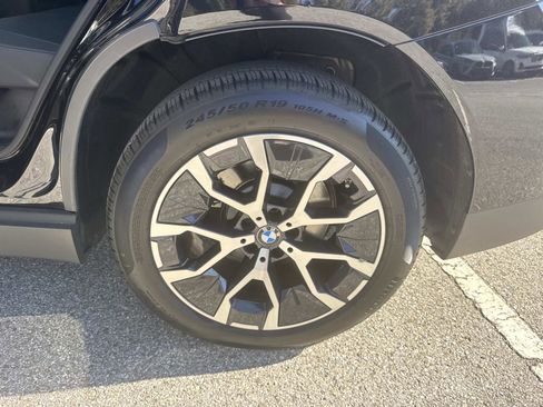 Used 2025 BMW X3 xDrive30i w/ Premium Package image 11