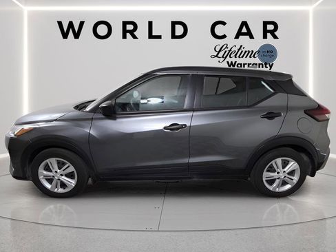 Used 2024 Nissan Kicks S image 4