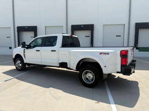 Used 2023 Ford F350 XL w/ 360-Degree Camera Package AWD/4WD image 6