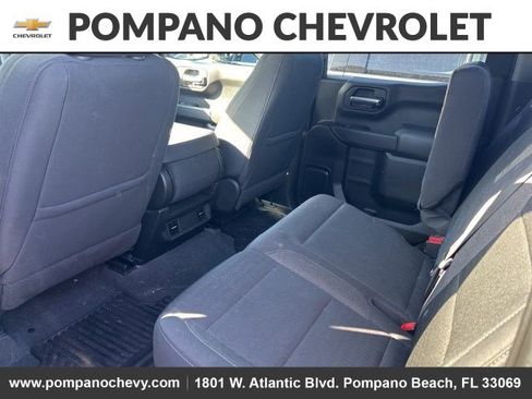 Used 2022 Chevrolet Silverado 1500 Custom image 9