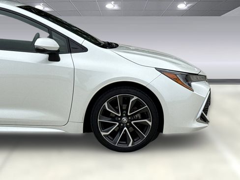 Used 2019 Toyota Corolla XSE image 34