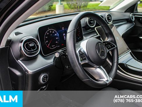 Used 2025 Mercedes-Benz C 300 Sedan image 35
