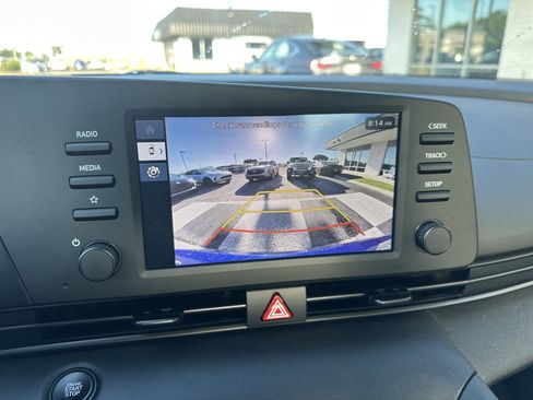 Used 2025 Hyundai Elantra Sport FWD image 20