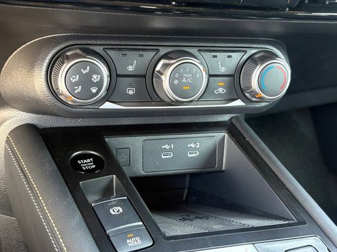 New 2025 Nissan Kicks SV w/ SV Premium Package image 14