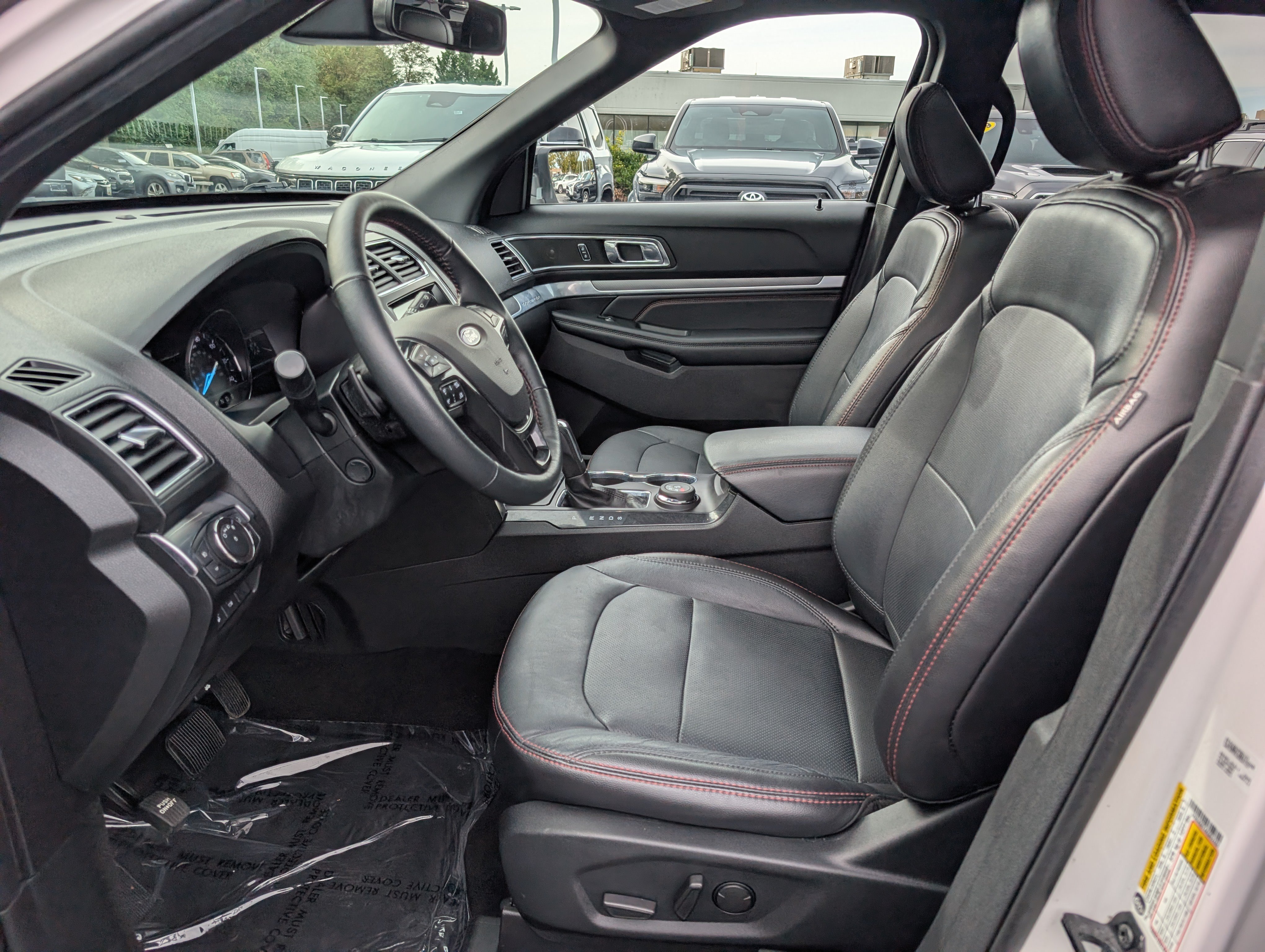 Used 2019 Ford Explorer Sport w/ Equipment Group 401A AWD/4WD image 19