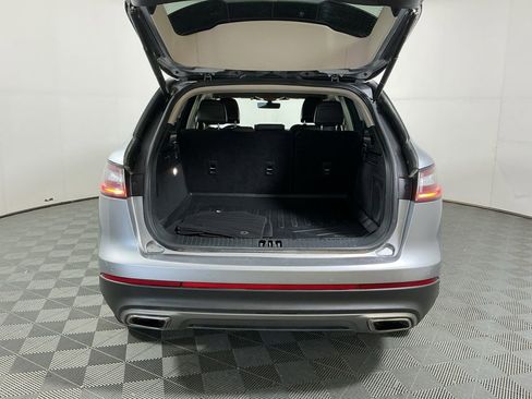 Used 2022 Lincoln Nautilus Reserve AWD/4WD image 28