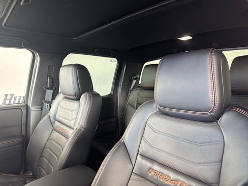 Used 2026 Nissan Frontier PRO-4X w/ Pro Premium Package image 3