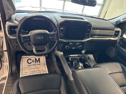 Used 2023 Ford F150 Lariat w/ Trailer Tow Package image 6
