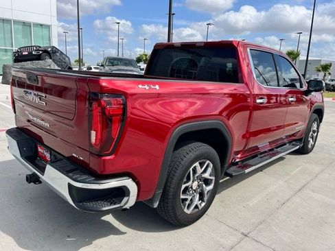 Used 2026 GMC Sierra 1500 SLT image 6