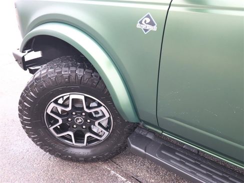 Certified 2022 Ford Bronco Outer Banks image 3