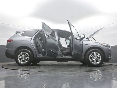 Used 2019 Buick Enclave Essence FWD image 64
