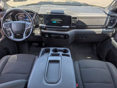 Used 2022 Chevrolet Silverado 1500 LT Trail Boss AWD/4WD image 4