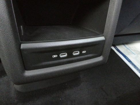 New 2025 Volkswagen ID.4 Pro S image 39