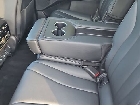 Certified 2024 Acura MDX SH-AWD image 30