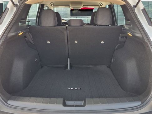 New 2026 Nissan Kicks S FWD image 9
