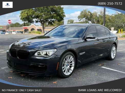 Used 2014 BMW 750i image 1