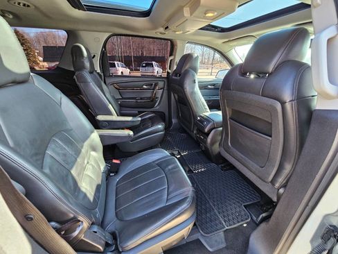 Used 2015 GMC Acadia Denali image 56