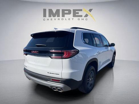 Used 2025 GMC Acadia Elevation FWD image 5