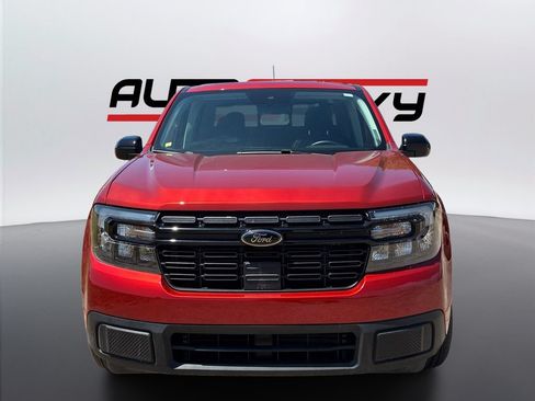 Used 2024 Ford Maverick Lariat w/ Black Appearance Package FWD image 2