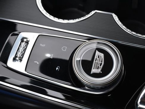 New 2026 Cadillac Lyriq Luxury AWD/4WD image 32