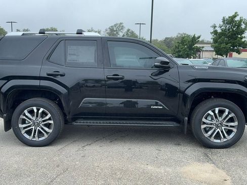New 2026 Toyota 4Runner Limited AWD/4WD image 10