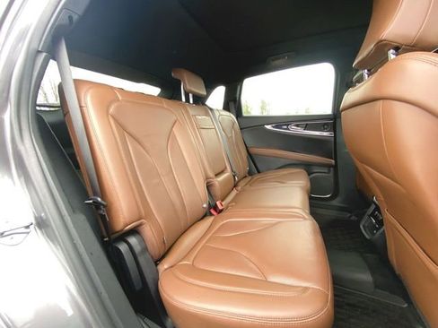 Used 2023 Lincoln Nautilus Reserve w/ Equipment Group 201A AWD/4WD image 28