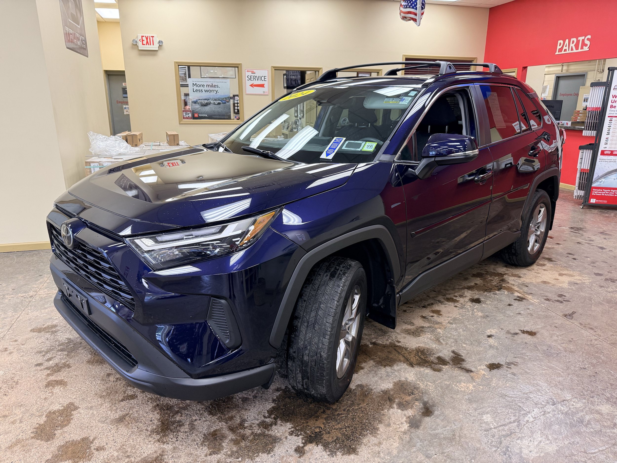 Used 2024 Toyota RAV4 XLE w/ Convenience Package AWD/4WD image 3